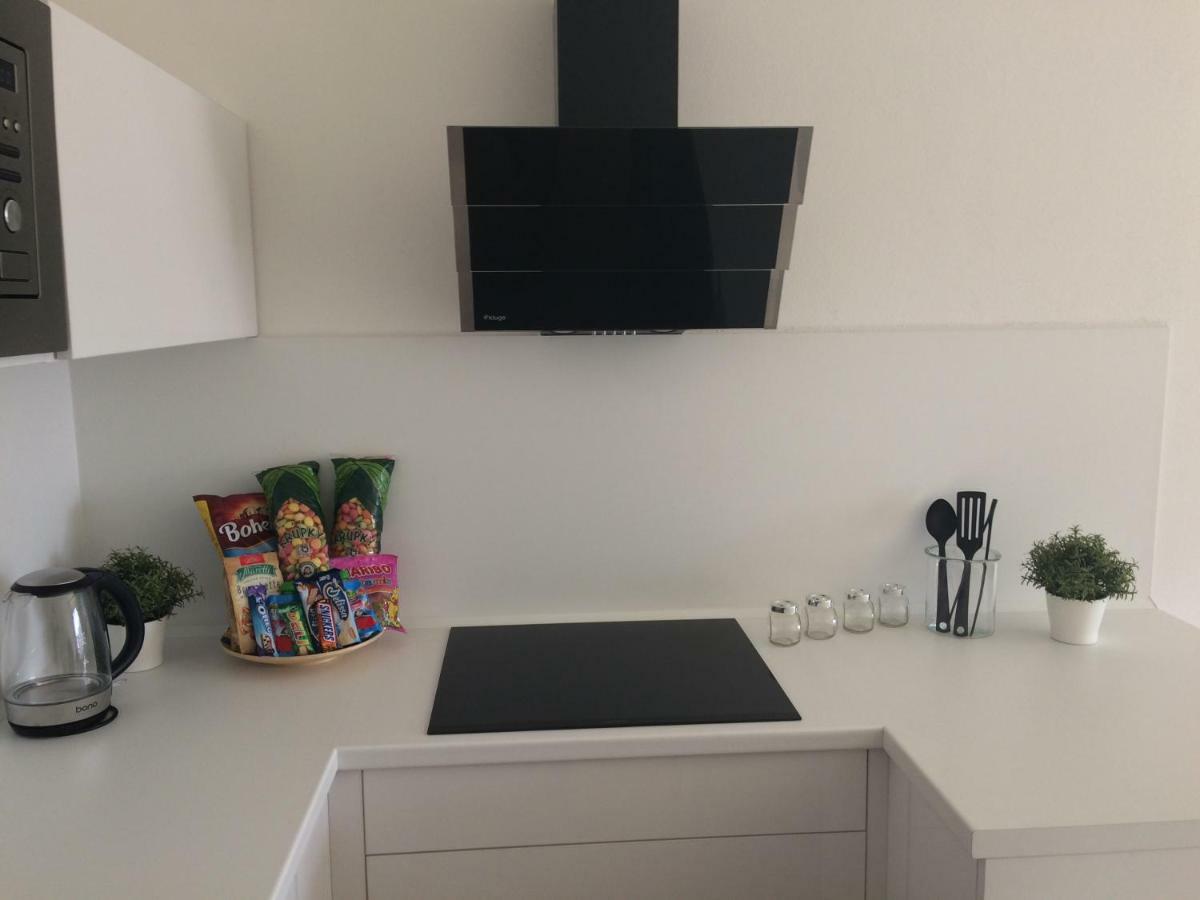 Apartman Dara ลิปโนนัดเวิลตาวู ภายนอก รูปภาพ